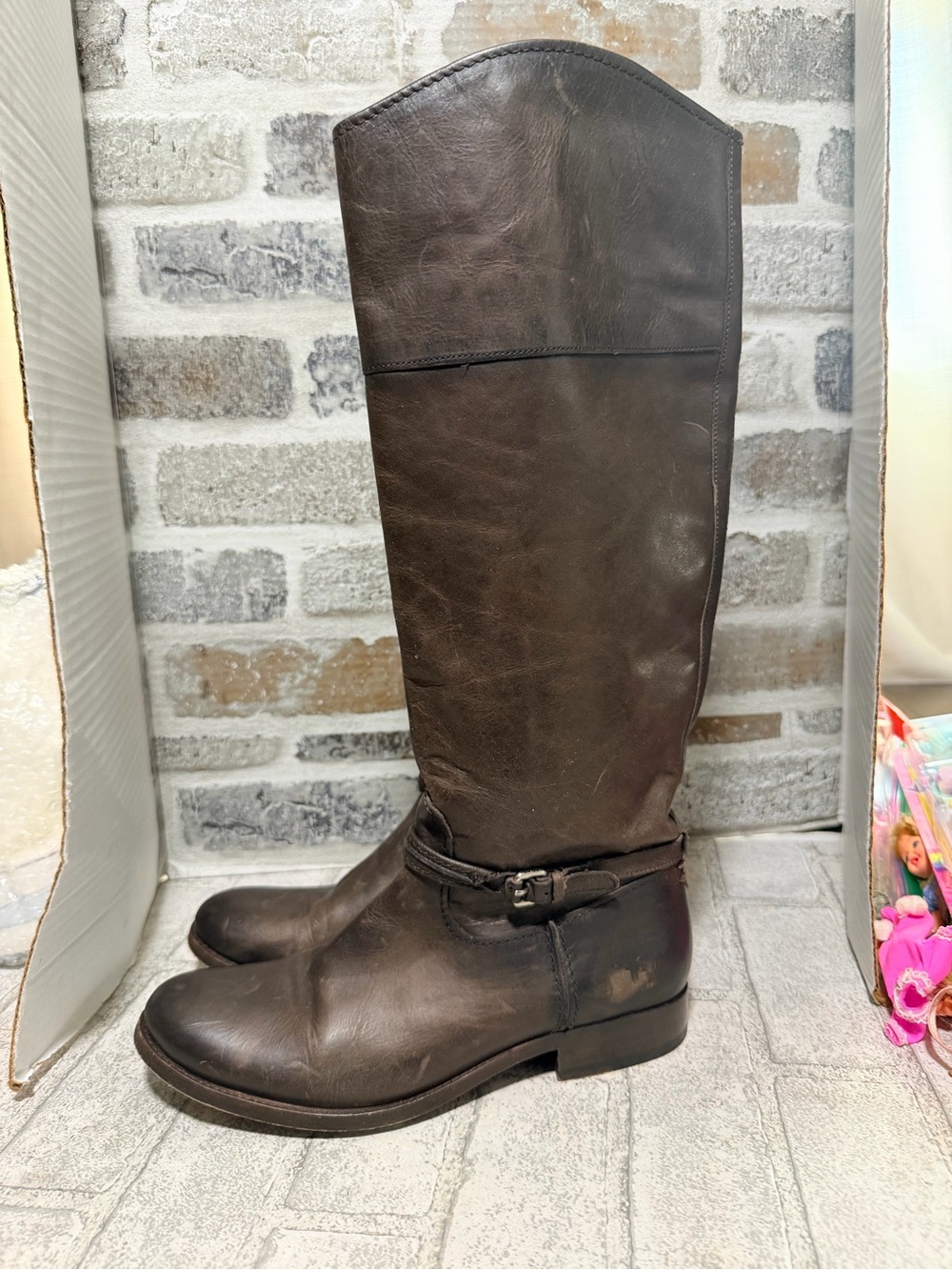 Frye Classic Tall Leather Riding Boots - size 7  Brown